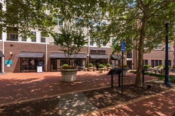 Close proximity to local shops
